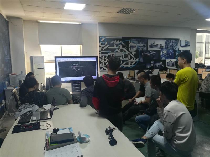 0基礎學UG模具設計cad三維設計數(shù)控多軸編程培訓學校
