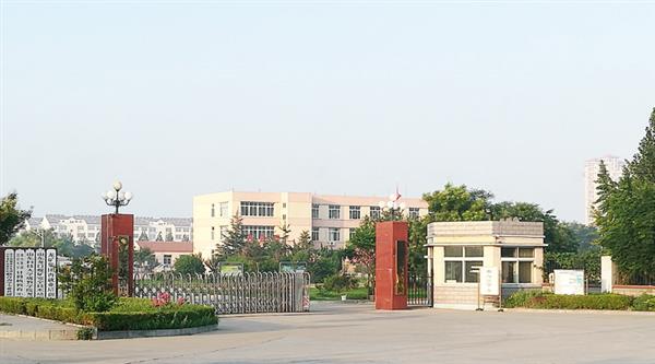 山東龍口礦業(yè)集團高級技工學校開設了哪些專業(yè)？